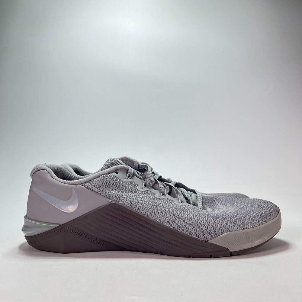 Nike Metcon 5 Gunsmoke Wolf Grey Cross Training Shoes AQ1189-010 Men's Size 10.5